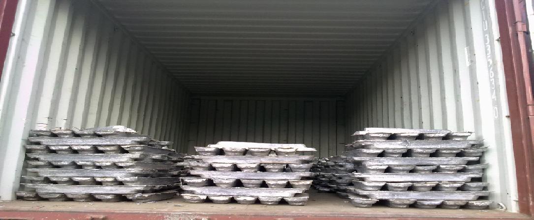 Lead ingots in container 